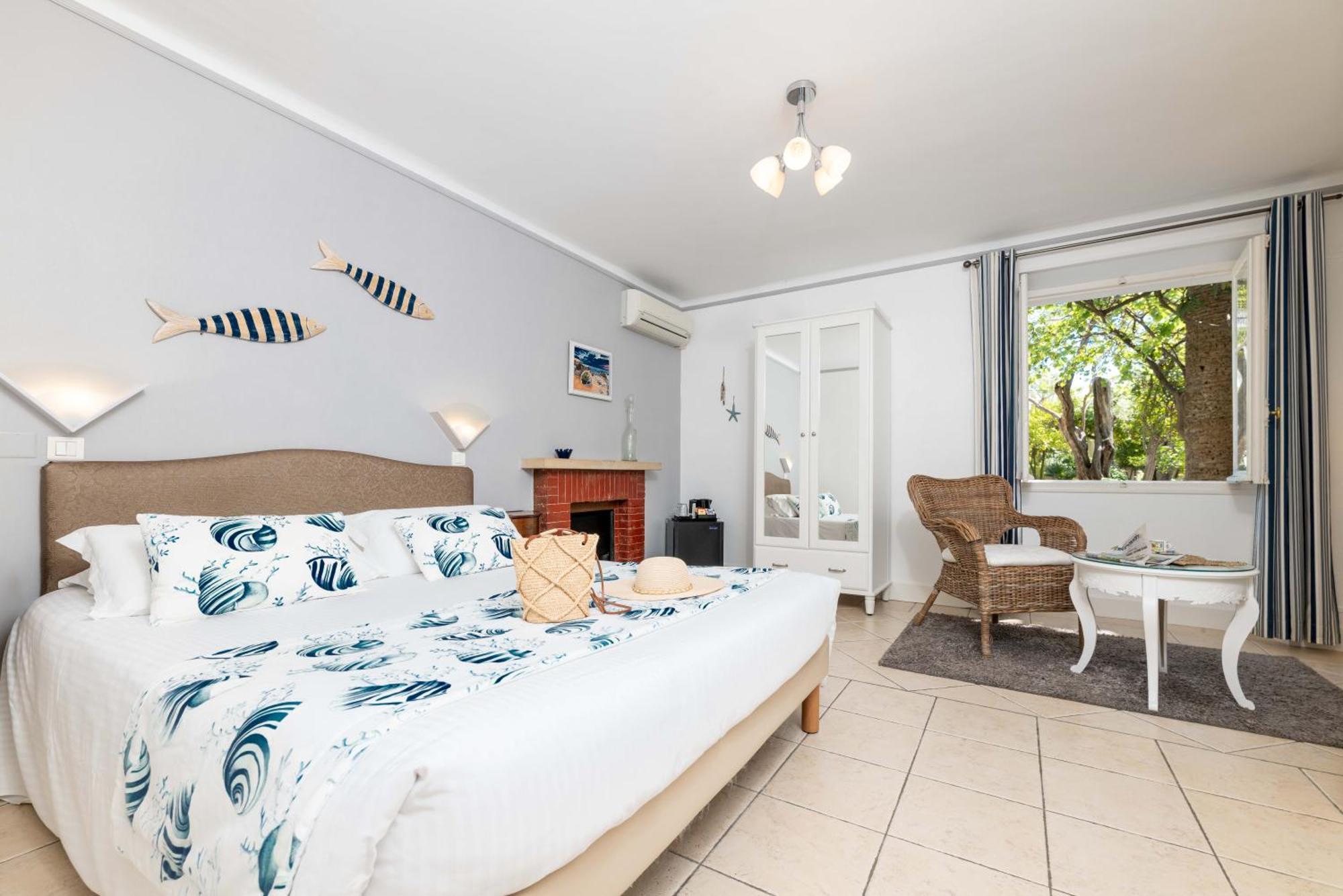 Mas Djoliba Hotel Antibes Phòng bức ảnh